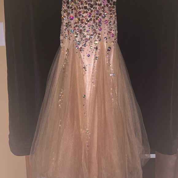 Prom/ Pageant Dress - Picture 5 of 8